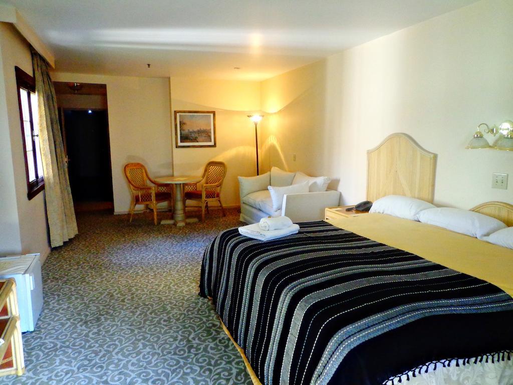 بيلا فيستا Hotel De La Tour الغرفة الصورة